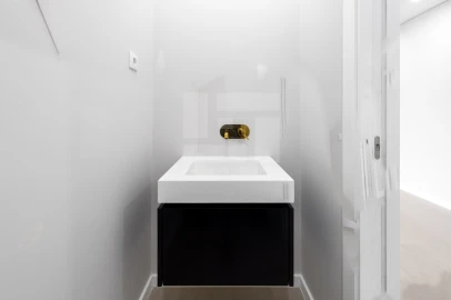 Apartamento T4 para Venda em Repeses e São Salvador