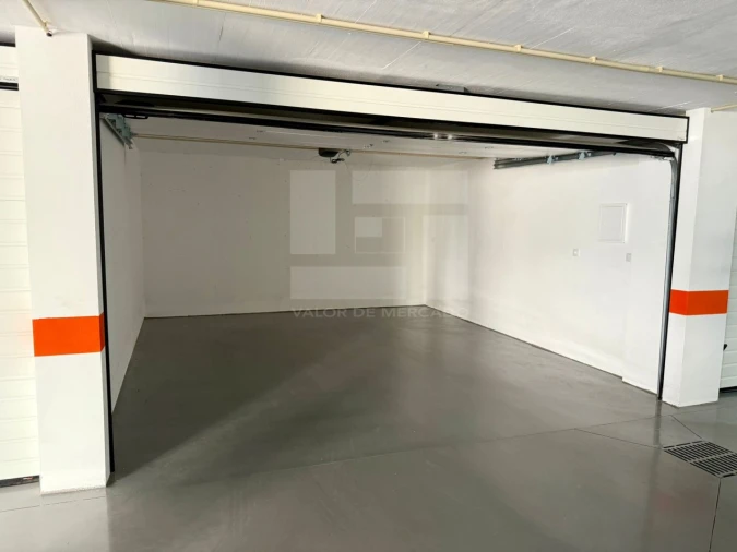 Apartamento T4 para Venda em Repeses e São Salvador Foto 30