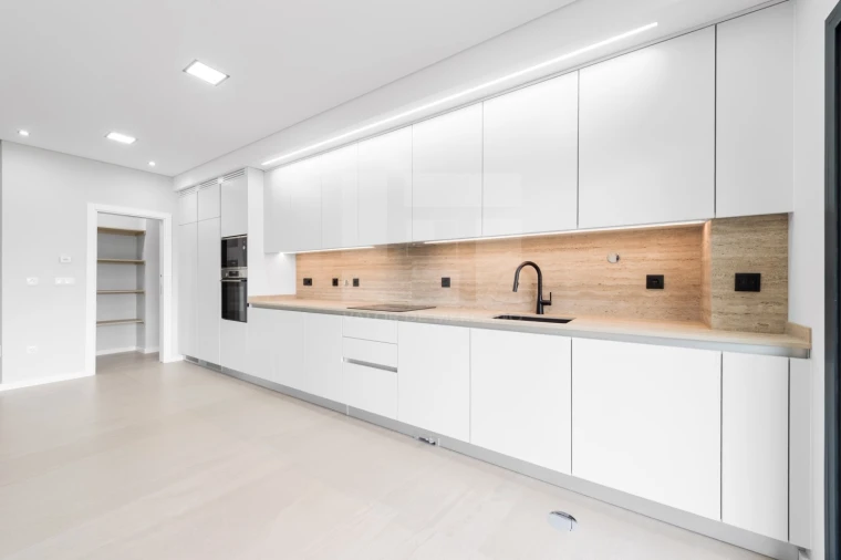 Apartamento T4 para Venda em Repeses e São Salvador Foto 4