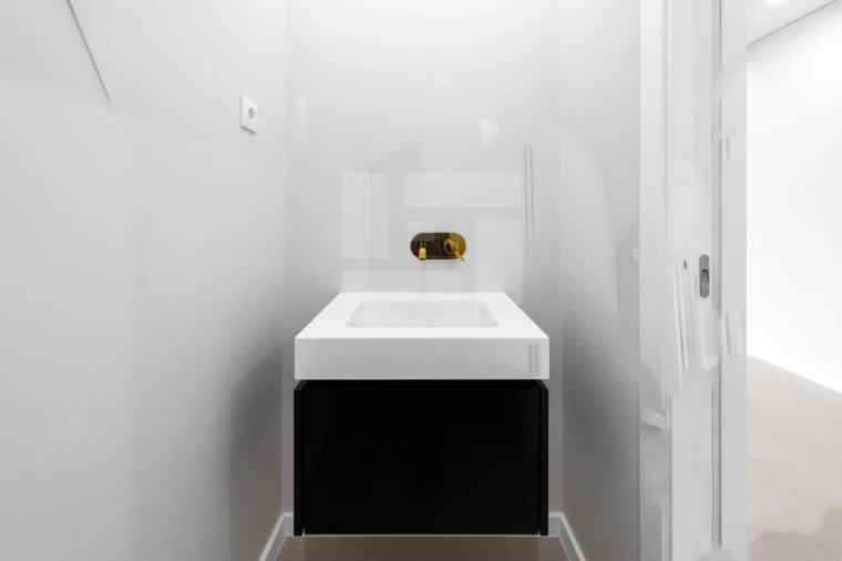 Apartamento T4 para Venda em Repeses e São Salvador Foto 12