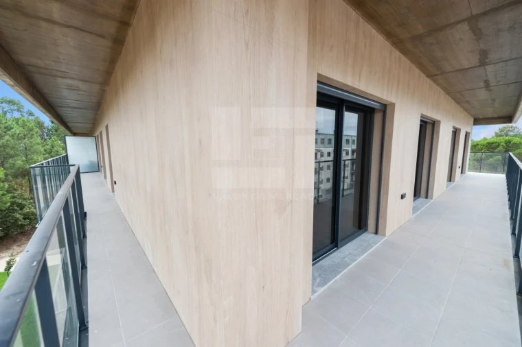 Apartamento T4 para Venda em Repeses e São Salvador Foto 27