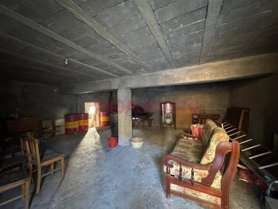 Moradia T3 para Venda em Sortelha Foto 10