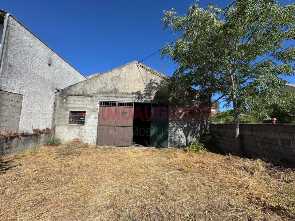 Armazém para Venda em Bendada Foto 1