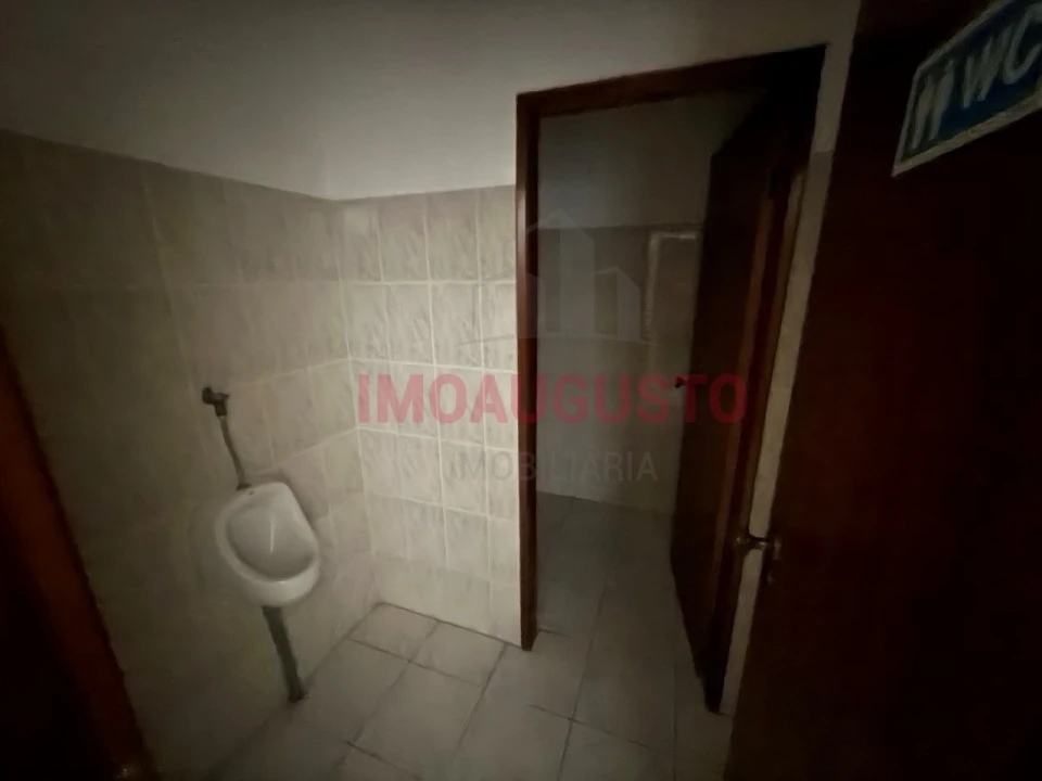 Loja para Venda em Guarda Foto 9