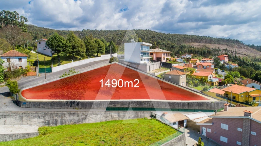 Terreno para Venda em Nogueira do Cravo e Pindelo Foto 1