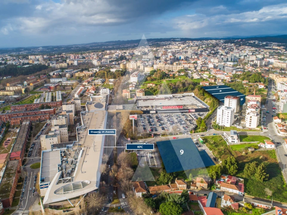Terreno para Venda em São João da Madeira Foto 2