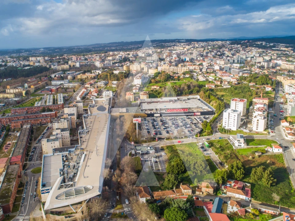 Terreno para Venda em São João da Madeira Foto 13