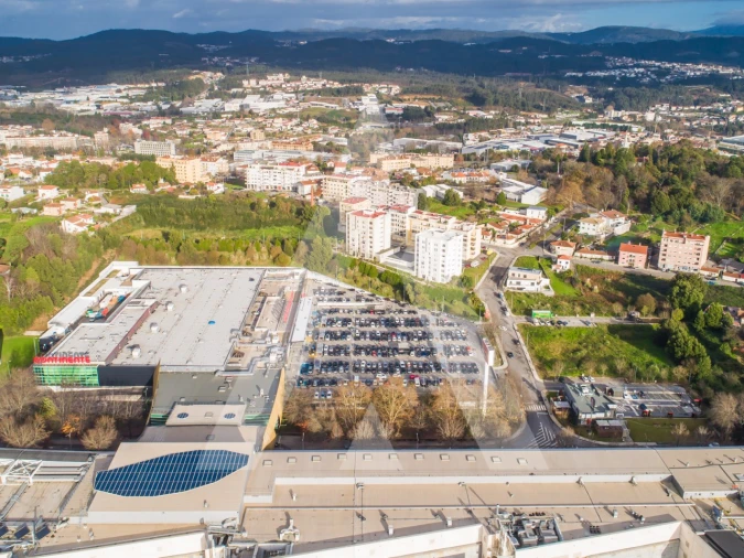 Terreno para Venda em São João da Madeira Foto 8