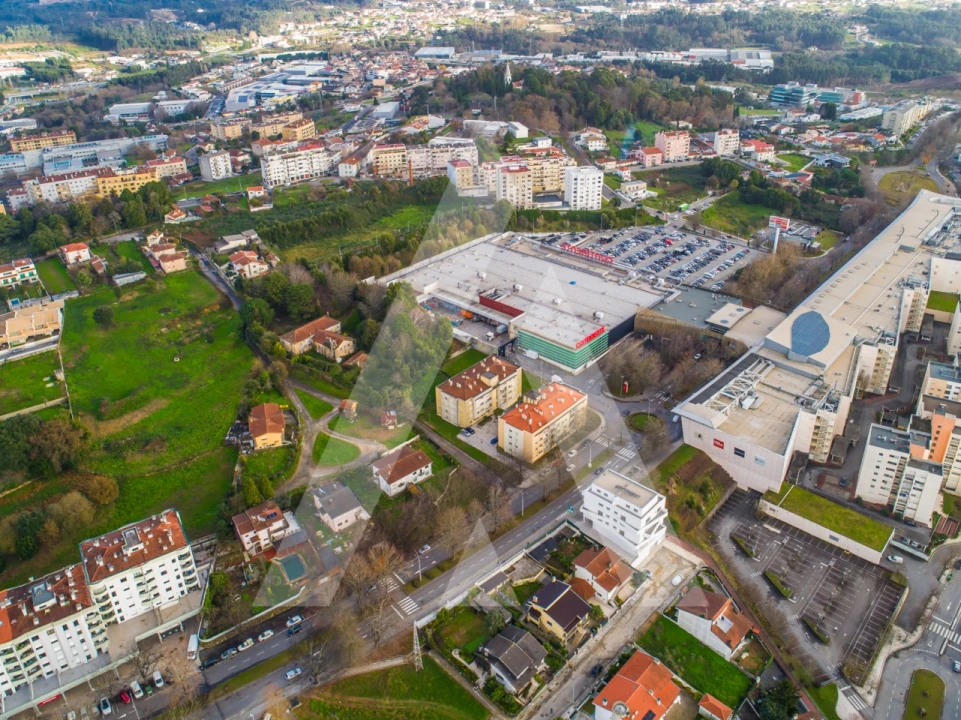 Terreno para Venda em São João da Madeira Foto 12
