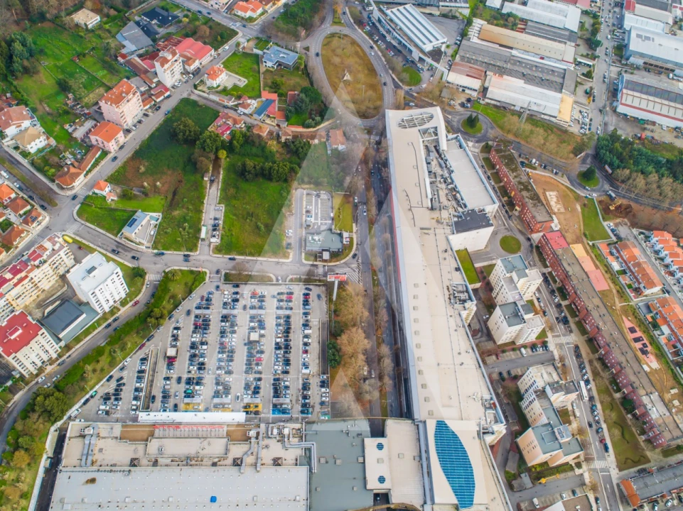 Terreno para Venda em São João da Madeira Foto 16