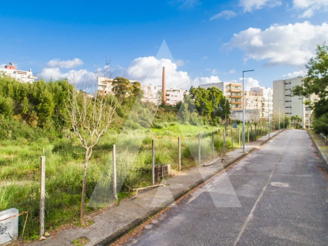 Terreno para Venda em São João da Madeira Foto 3