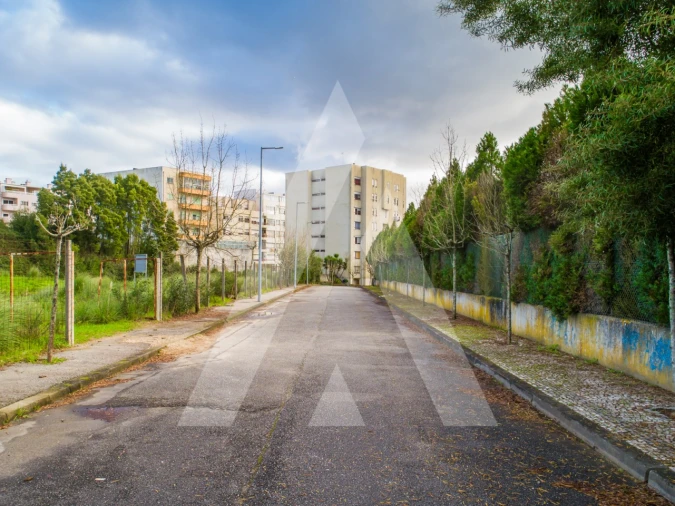 Terreno para Venda em São João da Madeira Foto 18