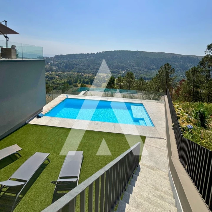 Moradia T4 para Venda em Esqueiros, Nevogilde e Travassós Foto 45