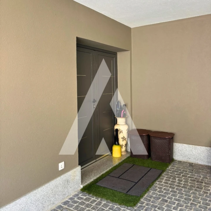 Moradia T4 para Venda em Esqueiros, Nevogilde e Travassós Foto 7