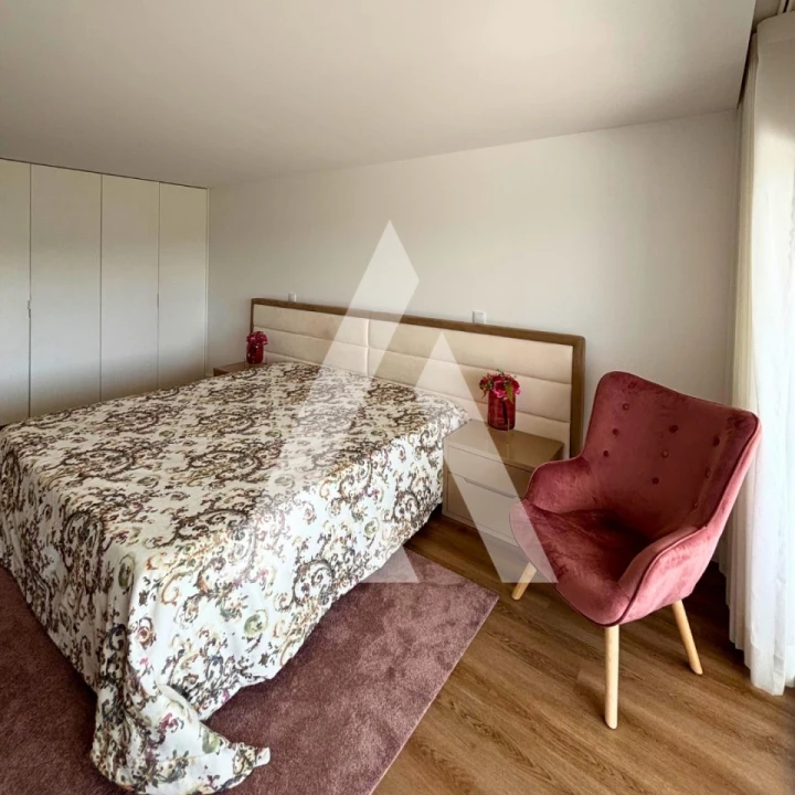 Moradia T4 para Venda em Esqueiros, Nevogilde e Travassós Foto 19