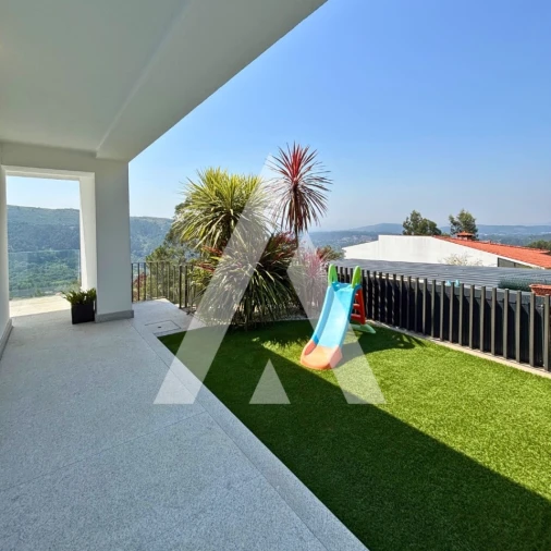 Moradia T4 para Venda em Esqueiros, Nevogilde e Travassós Foto 46