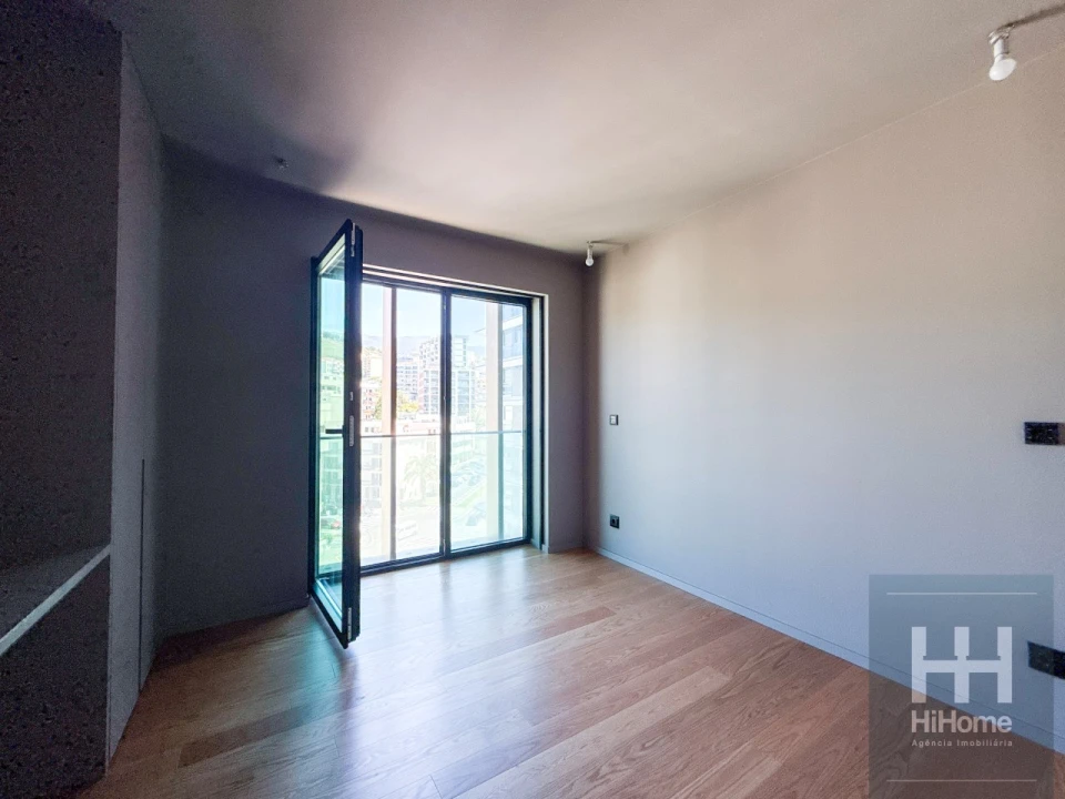 Apartamento T3 para Venda em São Martinho Foto 25