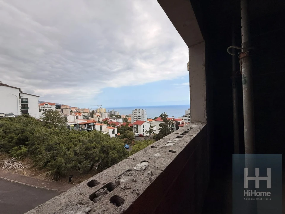 Apartamento T2 para Venda em São Martinho Foto 26