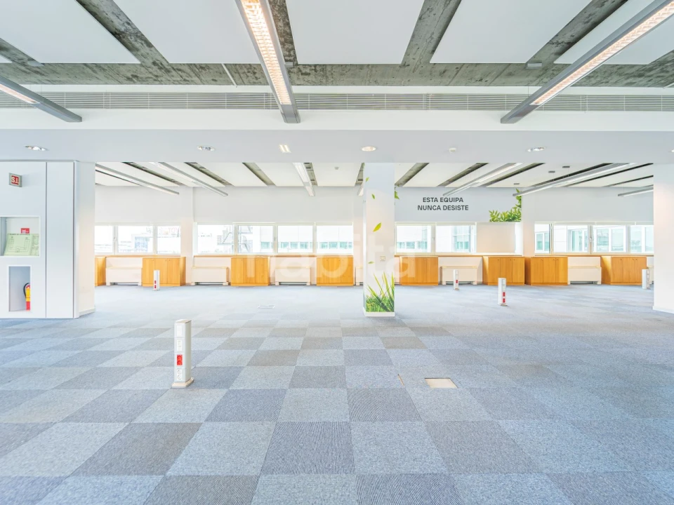 Escritório para Arrendamento em Carnaxide e Queijas Foto 18