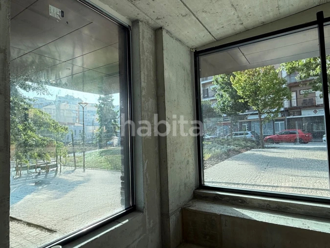 Loja para Arrendamento em Mafamude e Vilar do Paraíso Foto 7