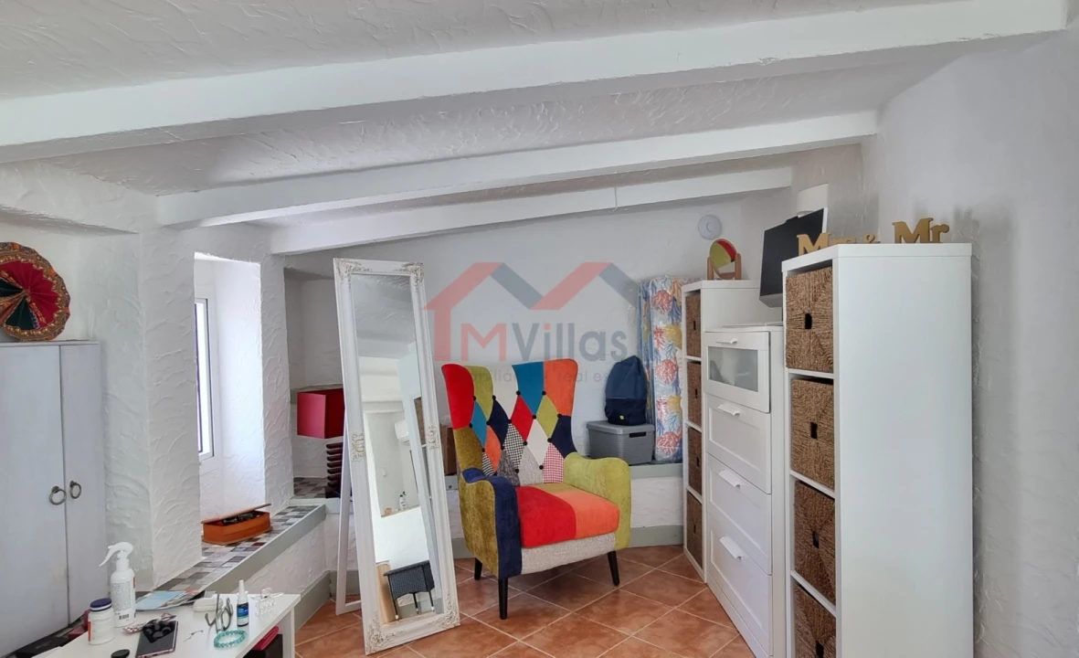 Moradia T2 para Venda em Querença, Tôr e Benafim Foto 14