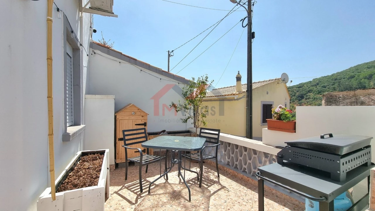 Moradia T2 para Venda em Querença, Tôr e Benafim Foto 22