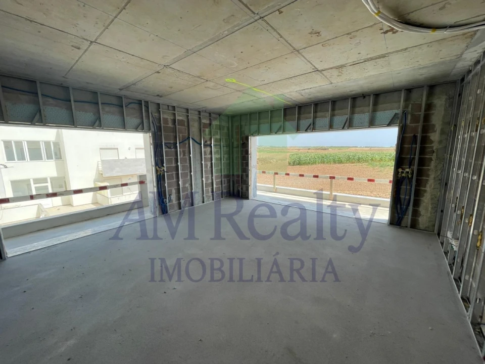 Apartamento T3 para Venda em Atouguia da Baleia Foto 4
