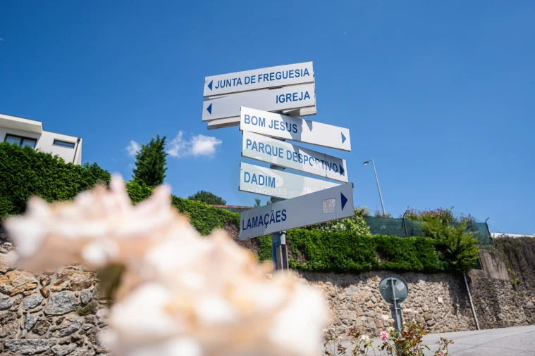 Moradia T4 para Venda em Nogueiró e Tenões Foto 68