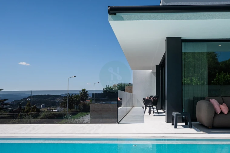 Moradia T4 para Venda em Nogueiró e Tenões Foto 15