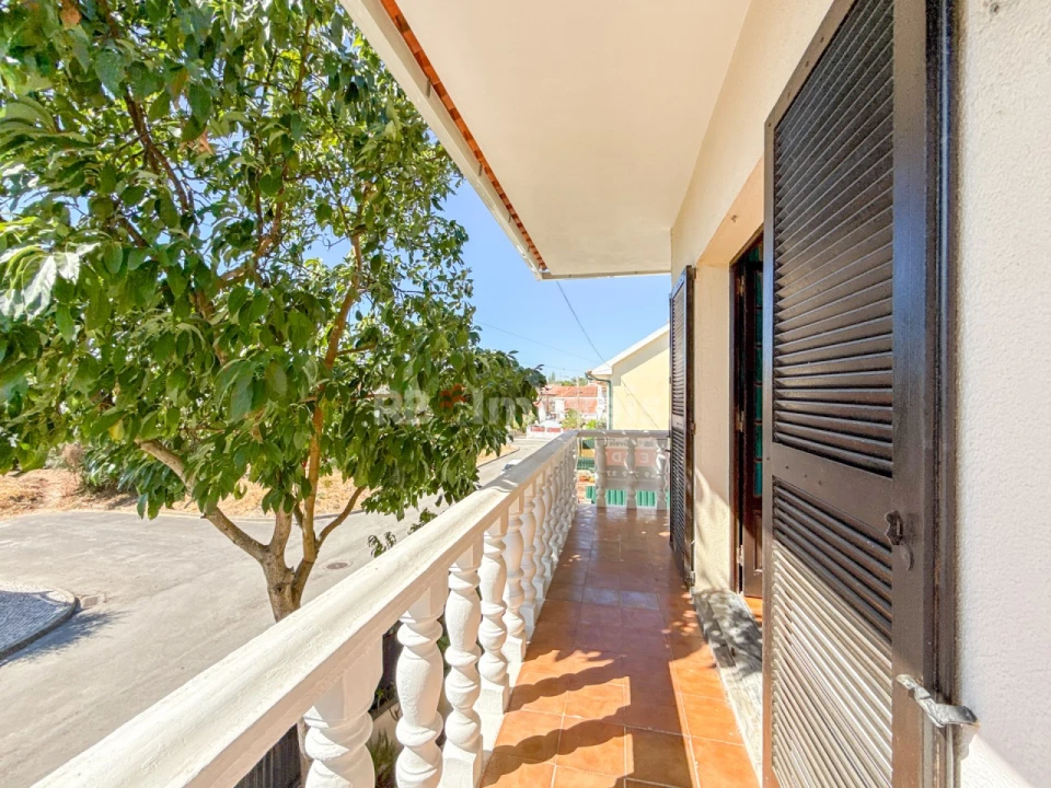 Moradia T3 para Venda em Nossa Sra de Fatima Foto 43