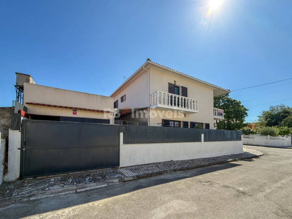 Moradia T3 para Venda em Nossa Sra de Fatima Foto 57