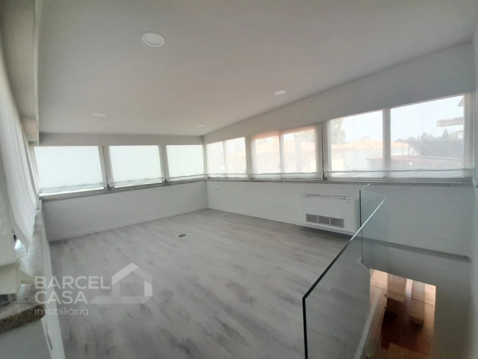 Moradia T5 para Venda em Campo e Tamel (São Pedro Fins) Foto 21