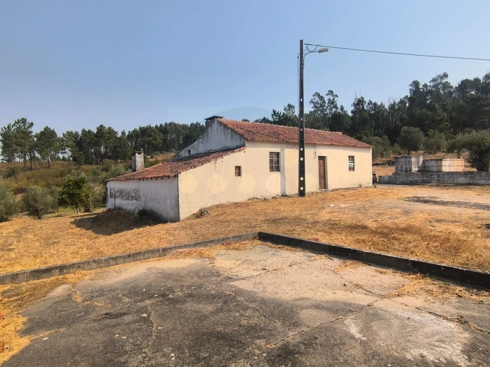 Moradia T4 para Venda em Martinchel Foto 2