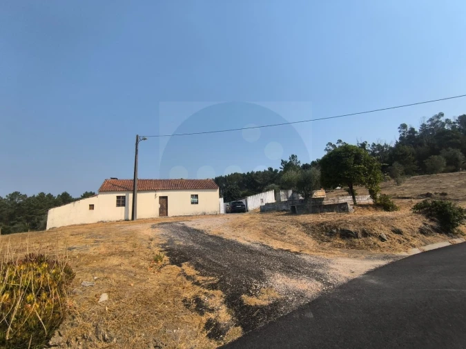 Moradia T4 para Venda em Martinchel Foto 2