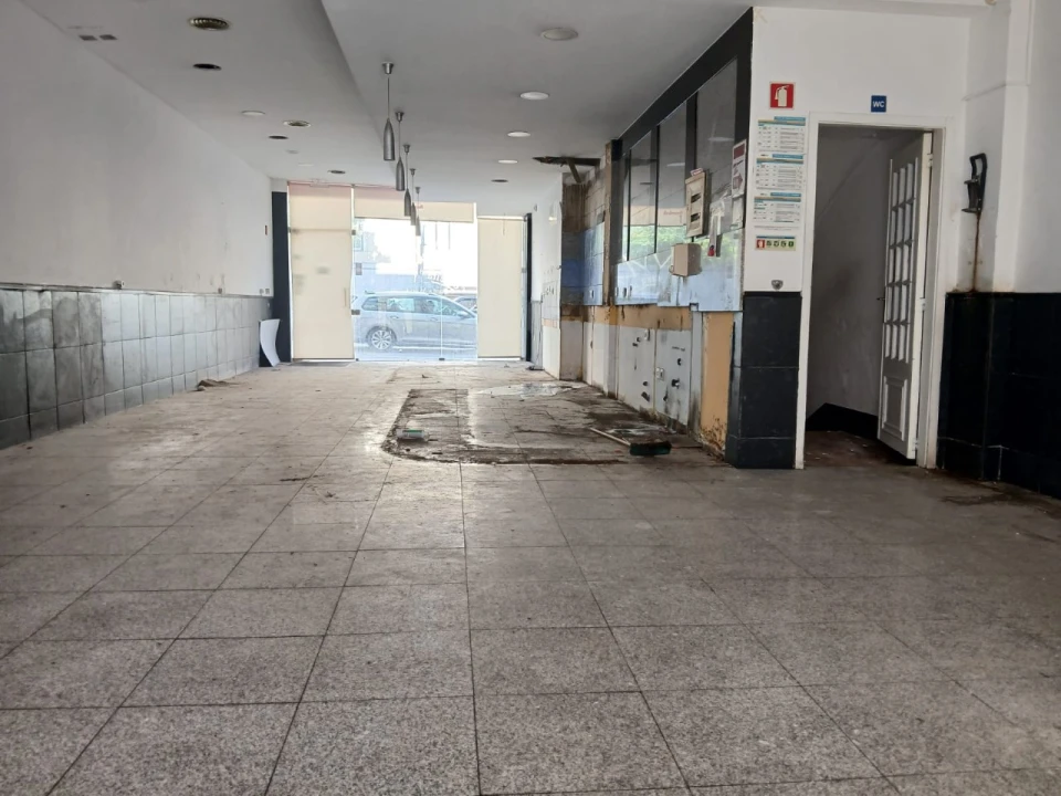Loja para Venda em Cedofeita, Santo Ildefonso, Sé, Miragaia, São Nicolau e Vitória Foto 3