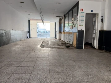 Loja para Venda em Cedofeita, Santo Ildefonso, Sé, Miragaia, São Nicolau e Vitória