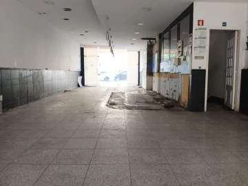 Loja para Venda em Cedofeita, Santo Ildefonso, Sé, Miragaia, São Nicolau e Vitória
