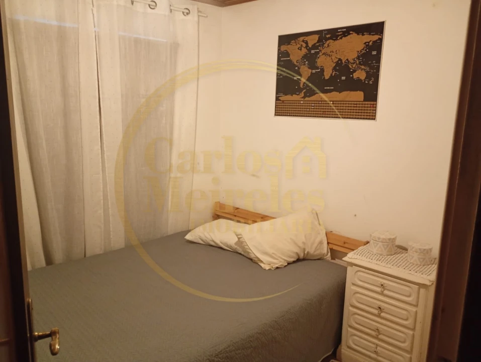 Moradia T2 para Venda em Lago Foto 13