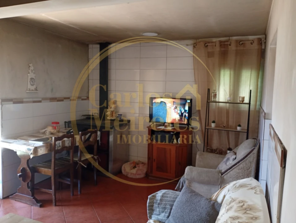 Moradia T2 para Venda em Lago Foto 14