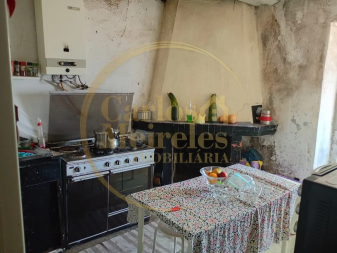 Moradia T2 para Venda em Lago Foto 10