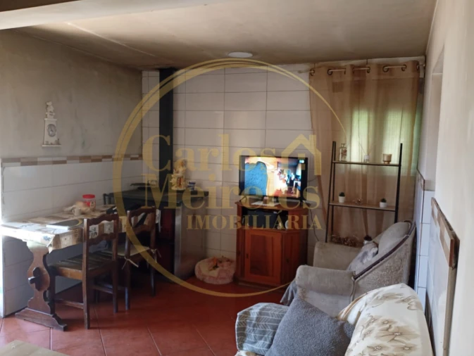 Moradia T2 para Venda em Lago Foto 14