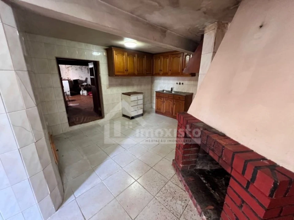 Moradia T2 para Venda em Arega Foto 4