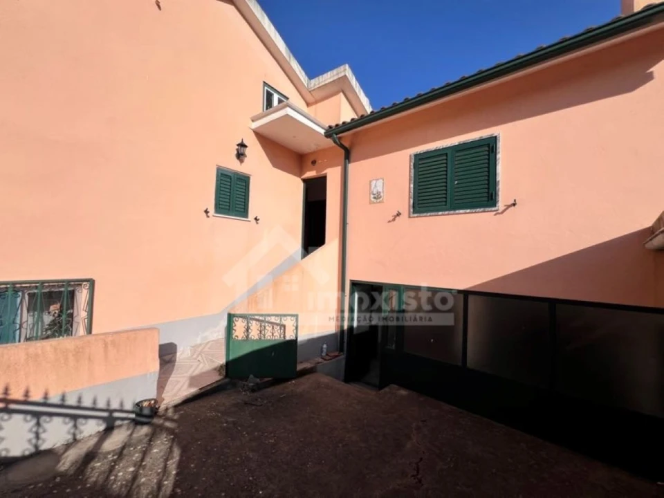 Moradia T2 para Venda em Arega Foto 11