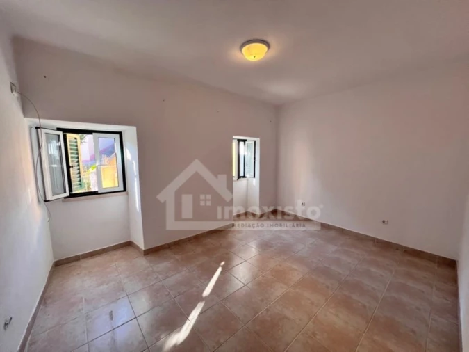 Moradia T2 para Venda em Arega Foto 8