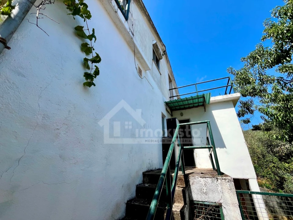 Moradia T4 para Venda em Castanheira de Pêra e Coentral Foto 27