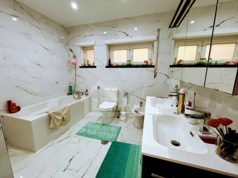 Moradia T5 para Venda em Degracias e Pombalinho Foto 46