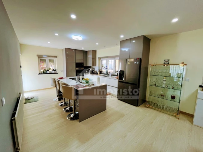 Moradia T5 para Venda em Degracias e Pombalinho Foto 11