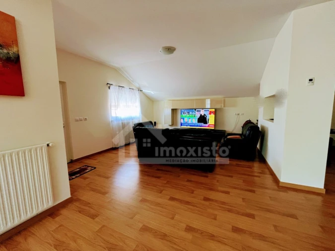 Moradia T5 para Venda em Degracias e Pombalinho Foto 23