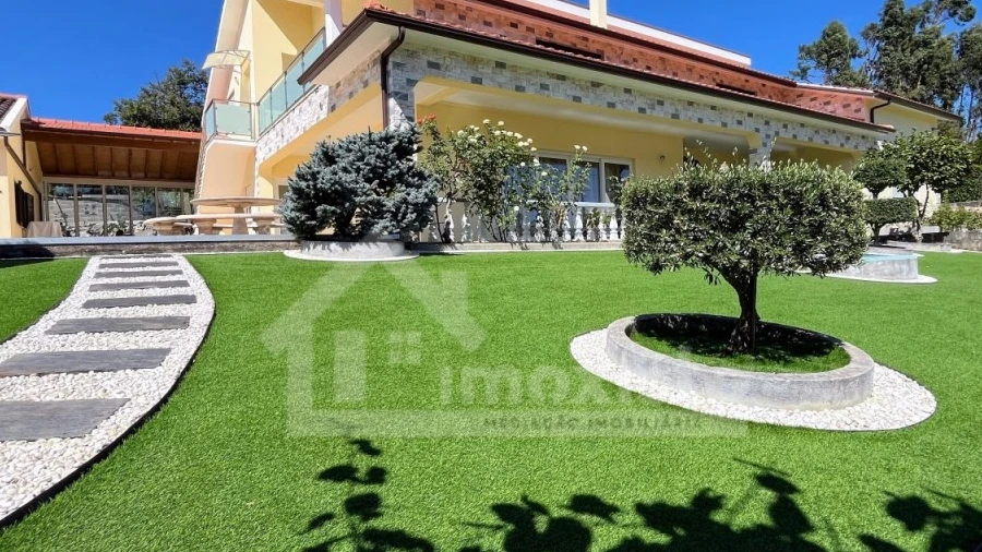 Moradia T5 para Venda em Degracias e Pombalinho