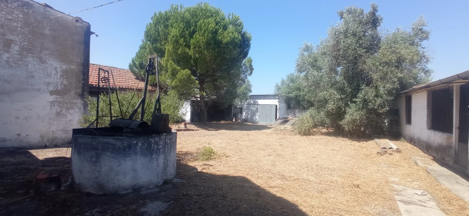 Moradia T5 para Venda em Olaia e Paço Foto 13